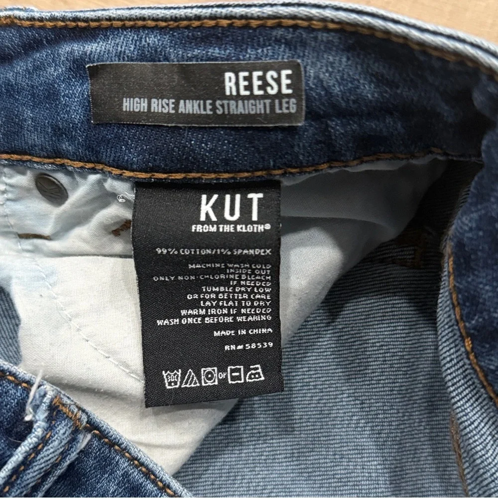 Kut From the Cloth Reese High Rise Straight Leg Blue Jeans SZ 4 30x26 Distressed - Picture 2 of 9